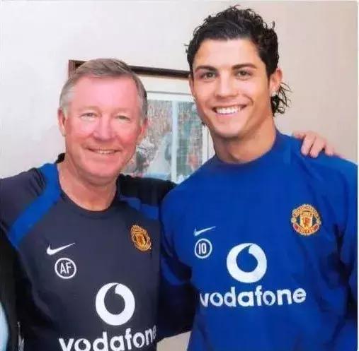 37岁的c罗满眼都是18岁时的自己,33岁的c罗创造了什么奇迹