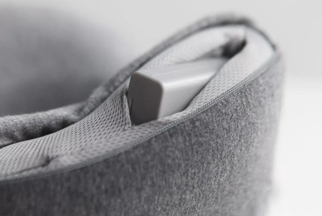 一款让颈椎爱上睡眠的按摩枕,最好用的旅行颈椎枕头