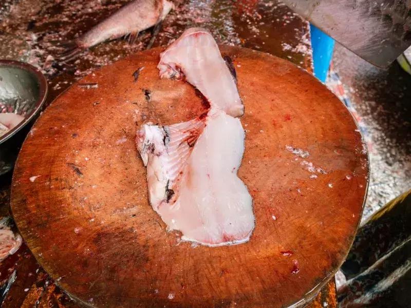 水蜜桃8块一斤,西瓜桃子8元