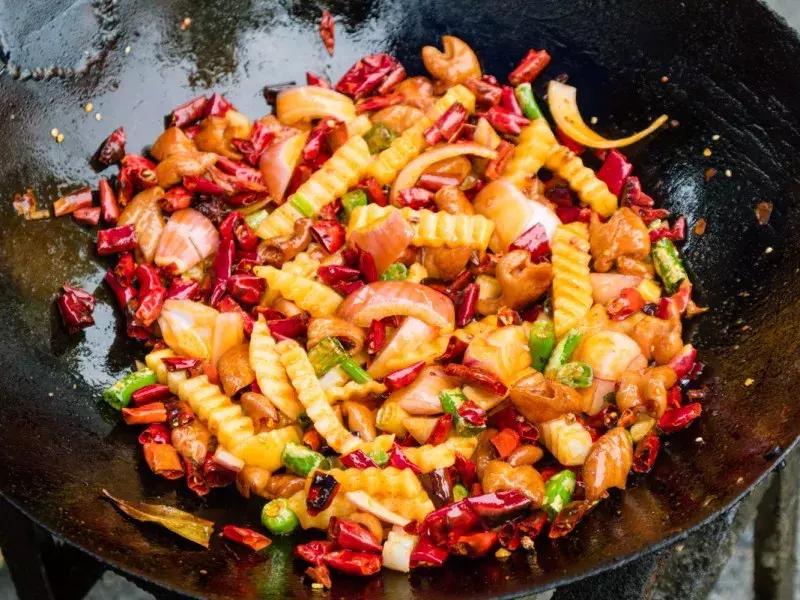 水蜜桃8块一斤,西瓜桃子8元