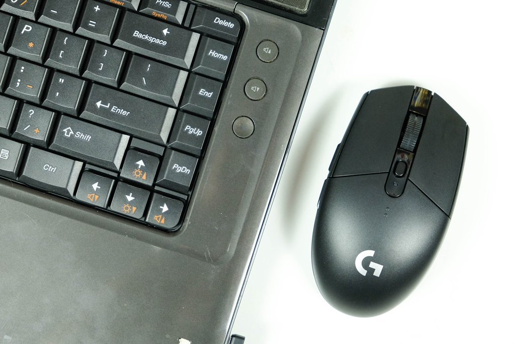 罗技鼠标哪一款无线好用,罗技无线鼠标哪一款最好用