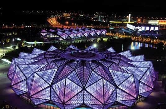 深圳的夜景哪个地方比较漂亮,深圳夜景灯光秀最佳观看地点