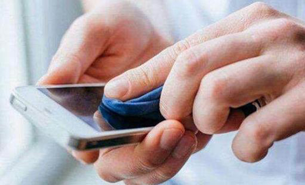 科技手机屏幕清理,手机屏幕脏不要用纸擦