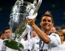 克里斯蒂亚诺罗纳尔多天下足球,克里斯蒂亚诺罗纳尔多总统