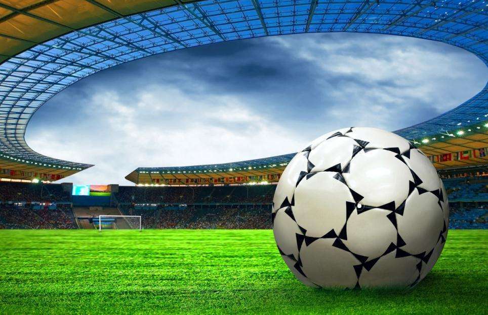 反常事件频发的世界杯，认真看球的人哭了，借势营销的人笑了