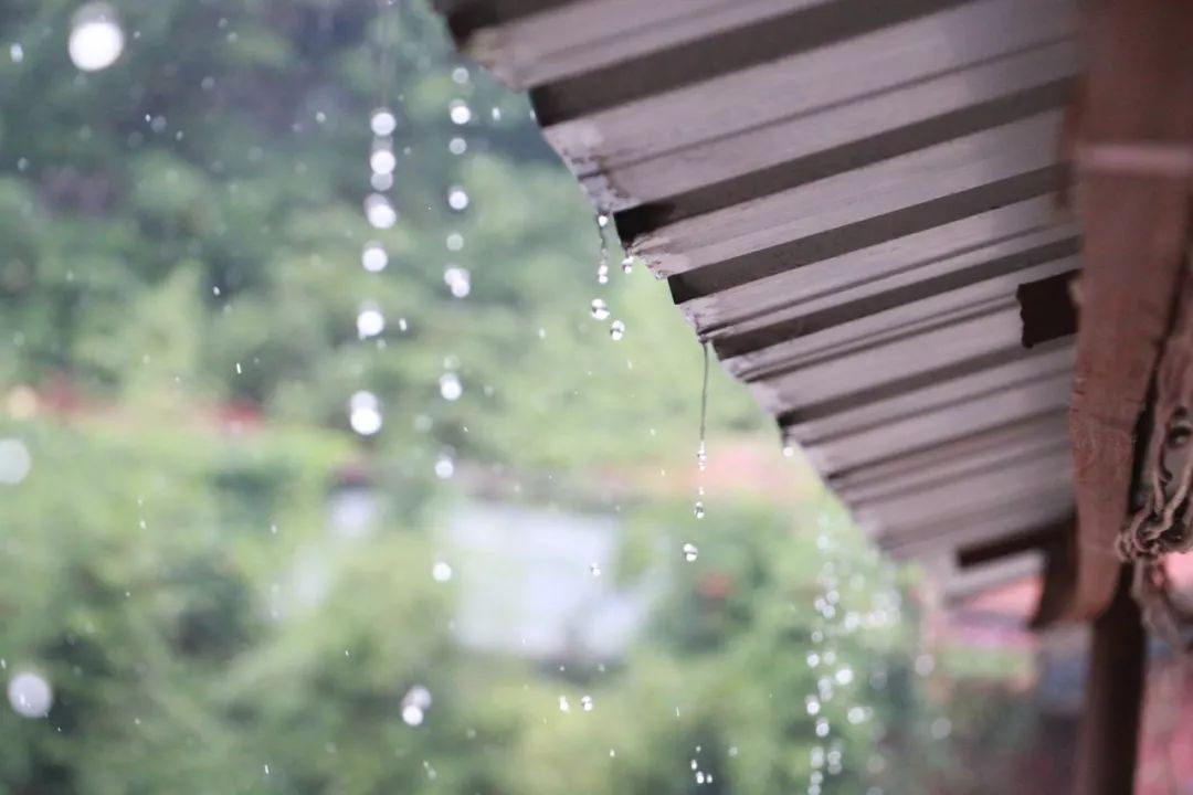 有关雨的唯美的诗词,那些关于雨的唯美诗句