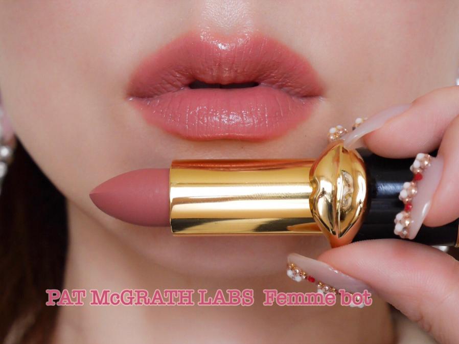 怎样简单画出咬唇妆,唇线减龄画法