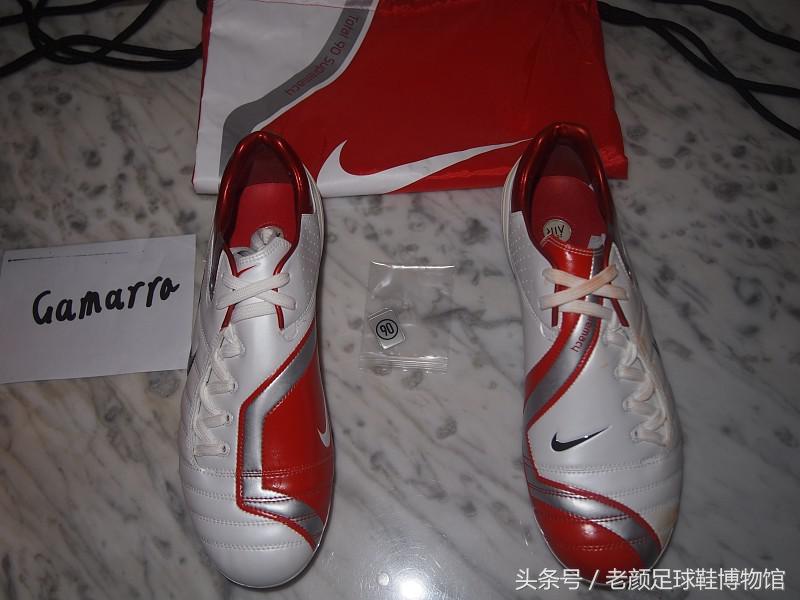 06年世界杯宣传nike,世界杯最火的足球鞋