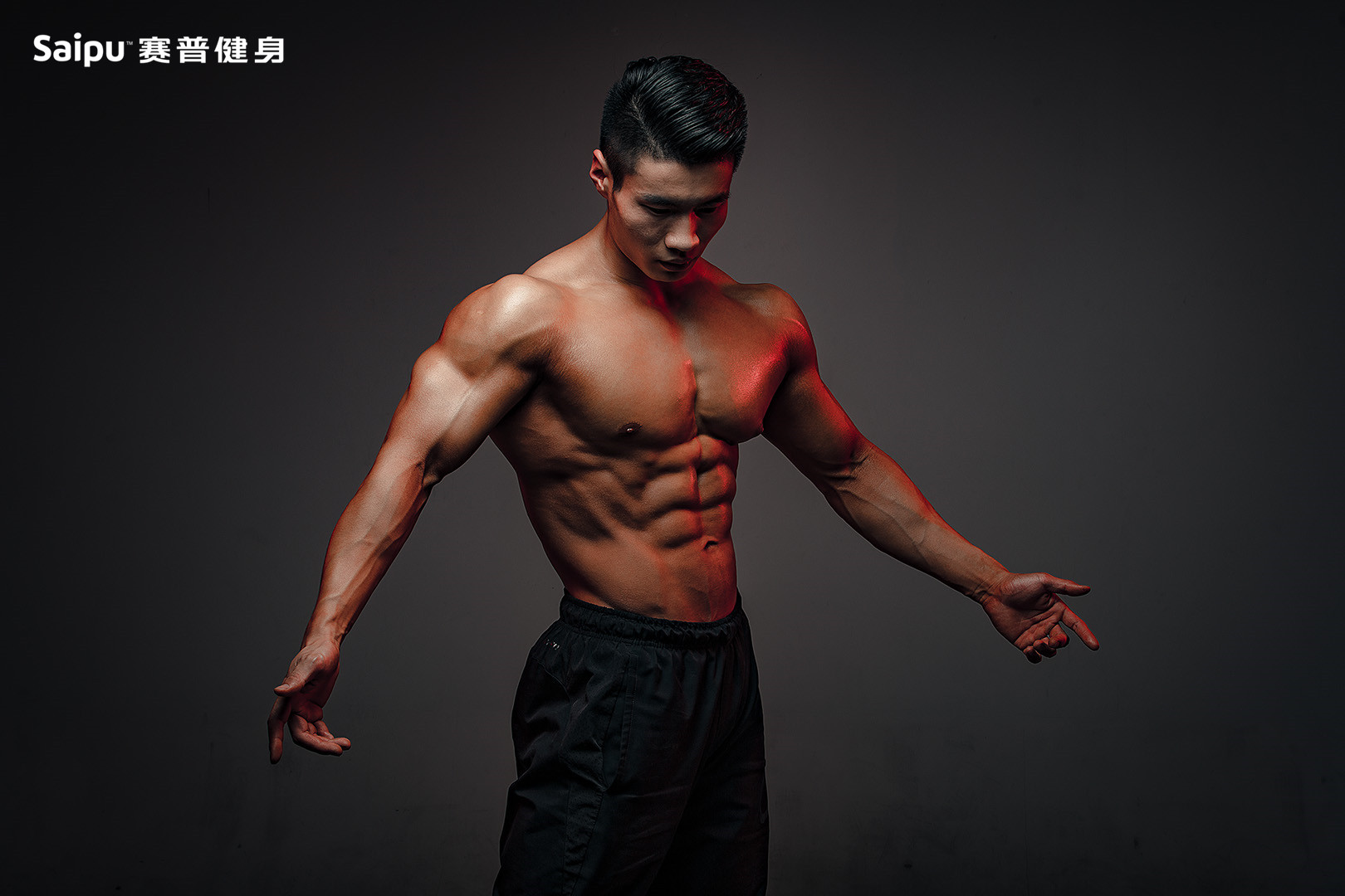 哑铃训练腿部肌肉的动作,腿部拉伸动作缓解肌肉酸痛