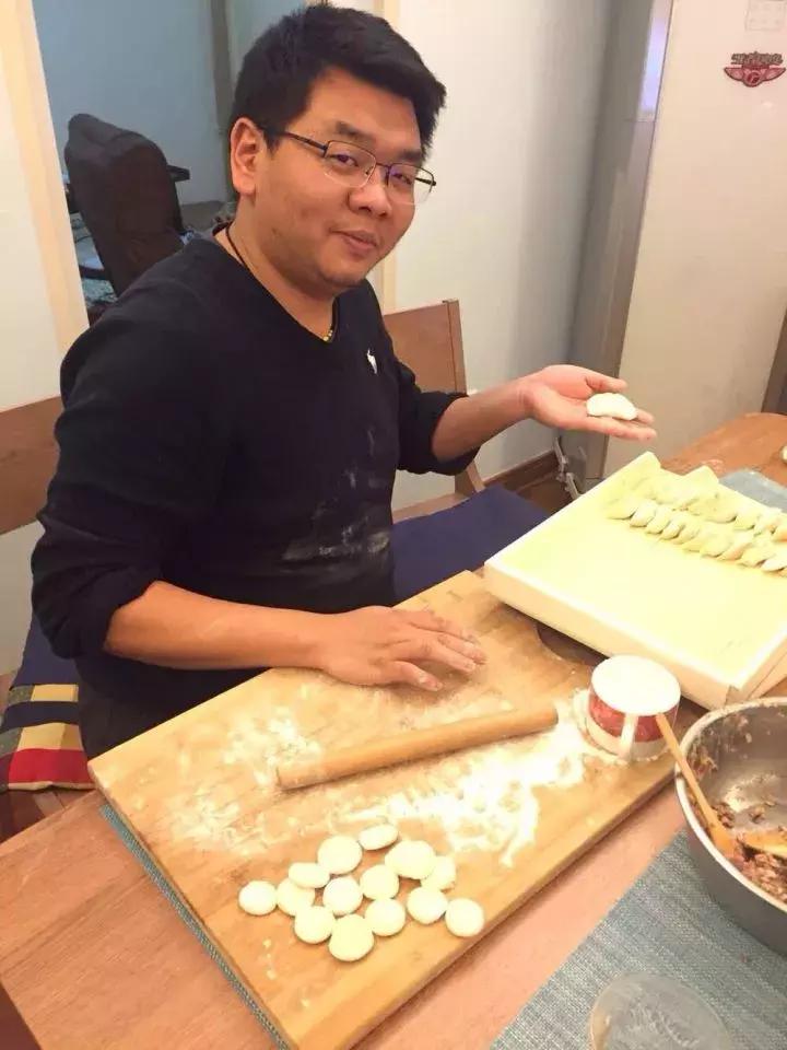 男朋友又胖又矮又丑怎么办,男朋友长得丑是一种怎样的体验