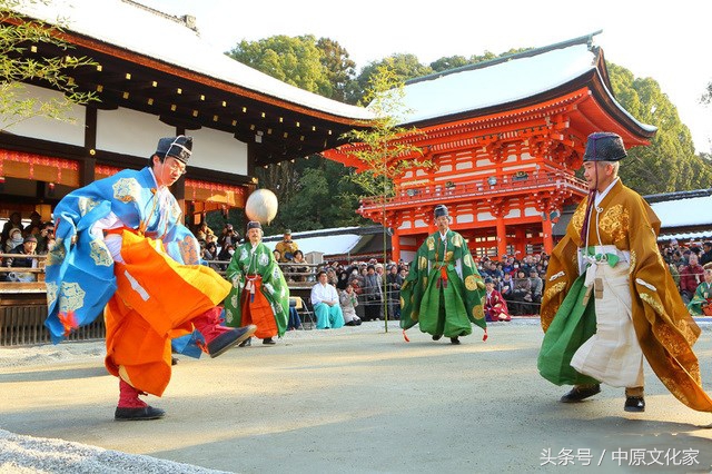 中国蹴鞠走进卡塔尔世界杯,足球是不是由中国蹴鞠演化而来