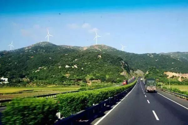 南昌到内蒙古旅游要多少钱 (江西坐火车去内蒙古沿途攻略)