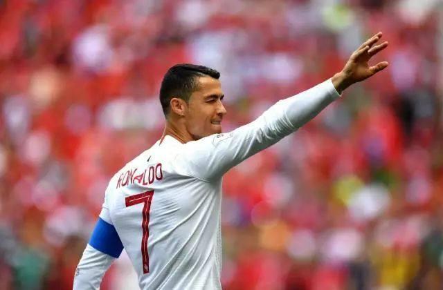 c罗弹跳高度2.92米怎么练的,c罗的跑步姿势