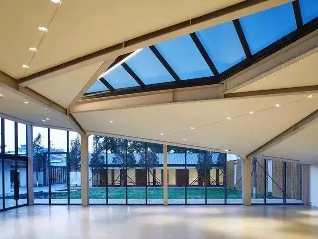 如何串联出一个动人的品牌？揭开婚礼堂用户爆发性增长的面纱……