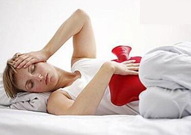 生理期有血块并还发黑，是这5个原因导致，第5个大部分人都有