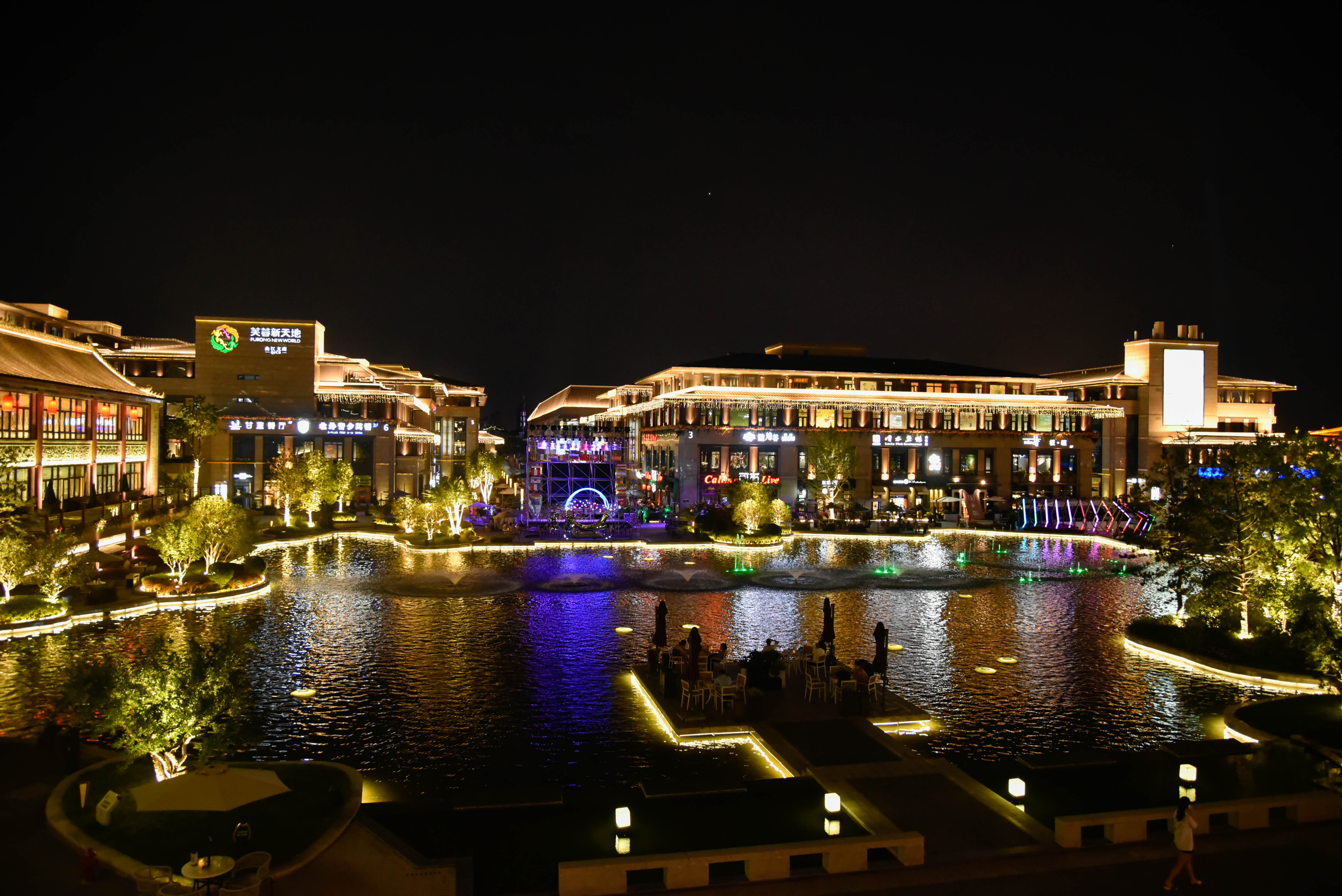 有球必应广场,有球必到台球厅