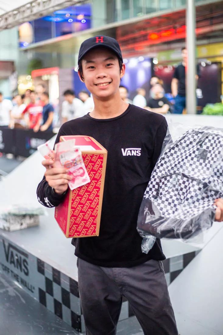 vans滑手视频,vans滑板活动