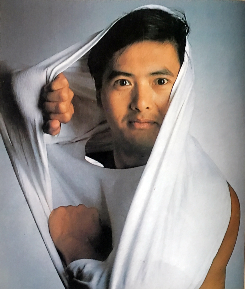 影星刘晓庆80年代的照片,90年代明星绝美老照片