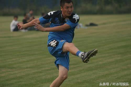 明星谁是真球迷？鹿晗为C罗入坑春春为足球写文，李冰冰太理性？