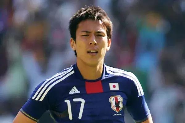 日本男足太太团火了！个个貌美如花，网友：好多眼熟的！