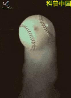 看了那么久的足球，你还不知道为什么足球要用几块皮拼起来？