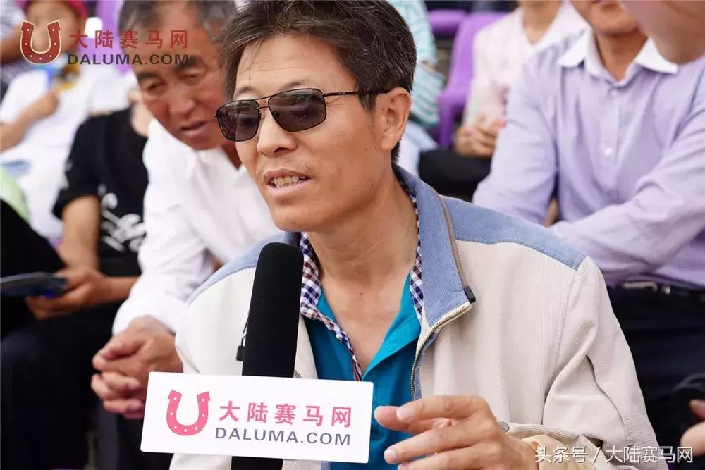 马术比赛纯血马,2018蒙古赛马传统耐力赛视频