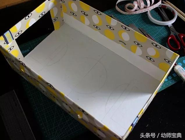 幼儿园足球世界杯手工作品,简单的足球手工