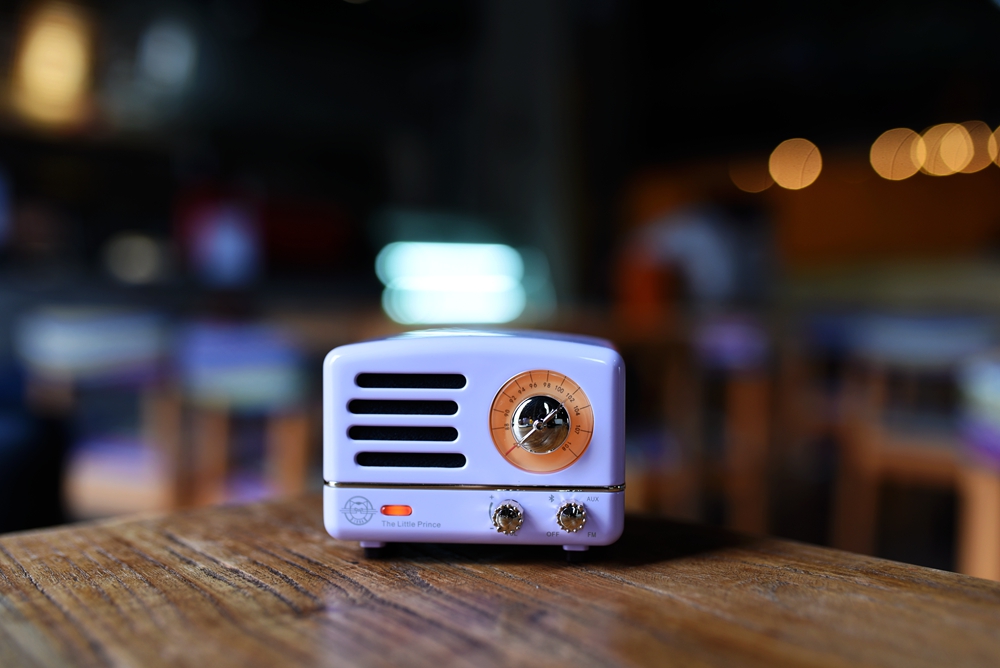 猫王收音机联名QQ炫舞推出猫王OTR爱丽丝紫，再续情怀与经典