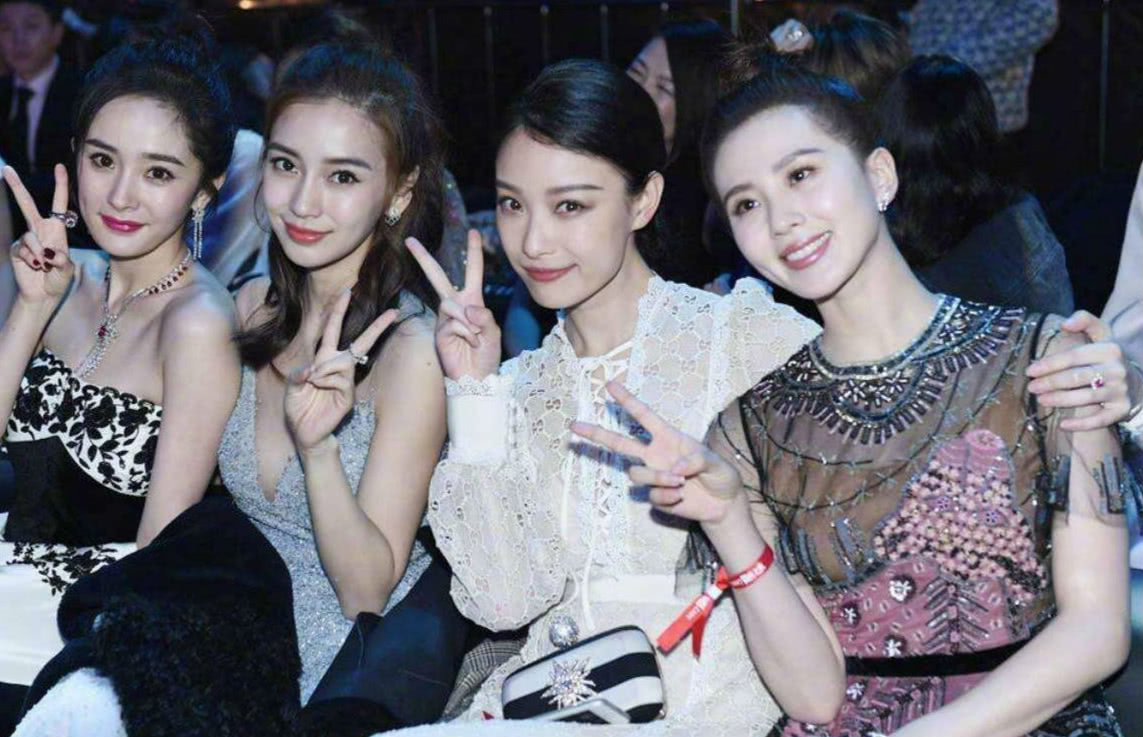 倪妮同款新上衣,倪妮同款格子衫