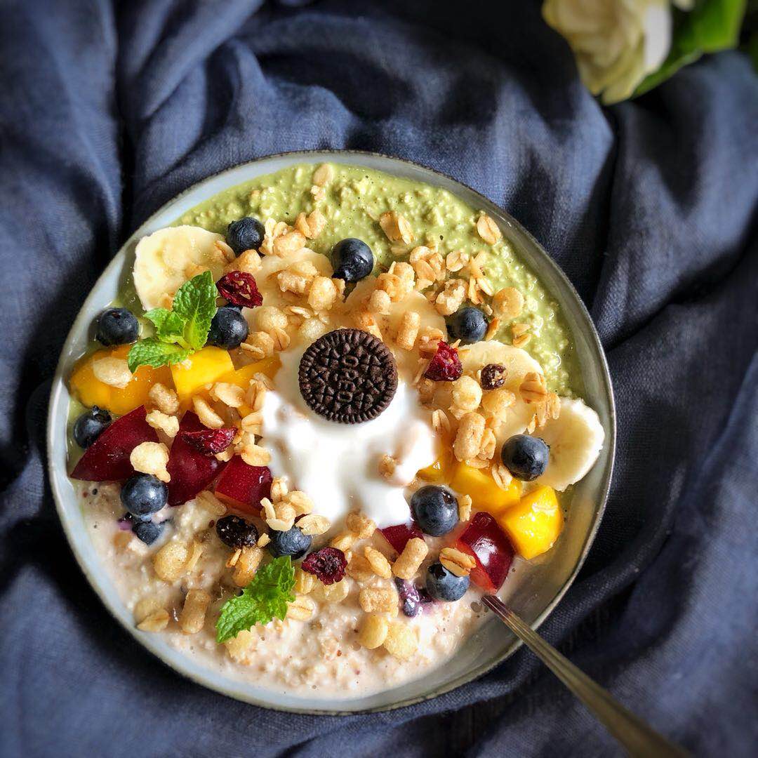 ins燕麦粥,抹茶牛奶燕麦粥