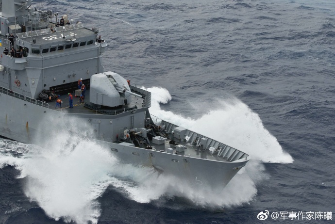 自以为法国男足踢世界杯呢？解密闯中国南海的法舰到底是什么玩意？