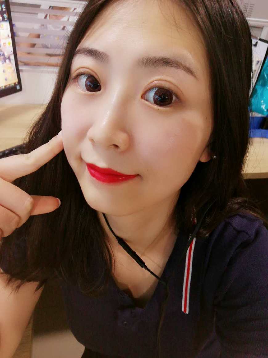 sk2水乳和基础护肤,sk2小灯泡精华面部护肤