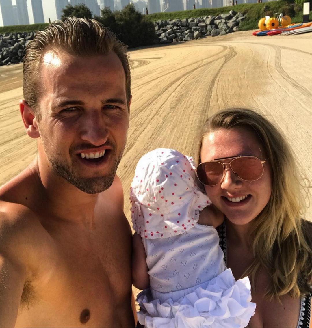 哈里凯恩领跑英超射手榜,哈里凯恩成为射手榜第一