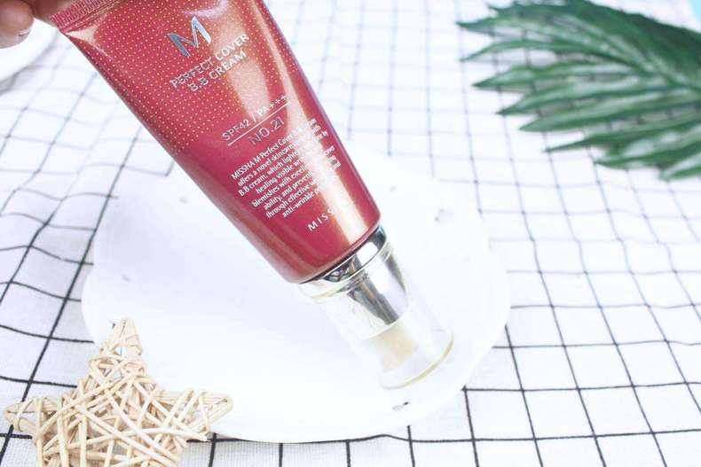 网红最好用彩妆单品,跟风买的爆款彩妆你踩坑了几个