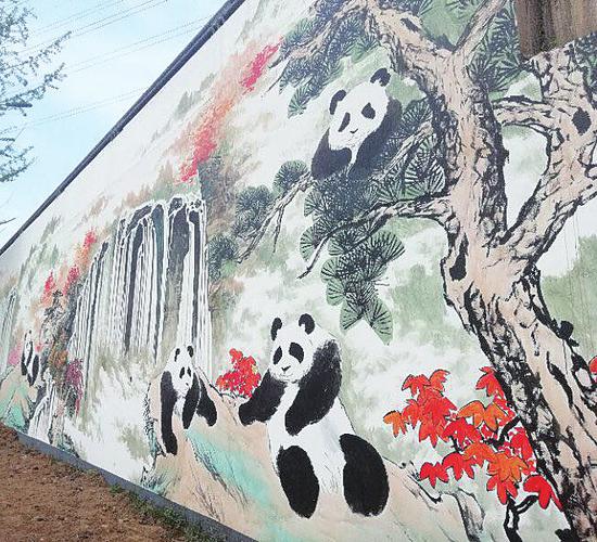 成都爬墙熊猫摆拍,六只熊猫墙绘