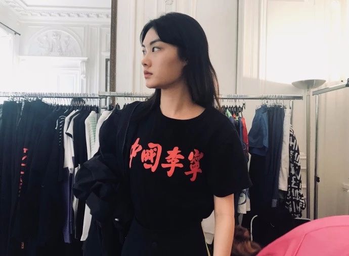 国潮崛起李宁的逆袭之路,国潮李宁的巅峰和衰落