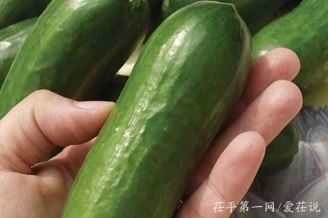 山东聊城一男子酒后摆弄瓜果，15厘米黄瓜滑入直肠，上演惊险一幕