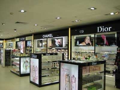 机场免税店是不是必买,机场免税店怎么买比较划算