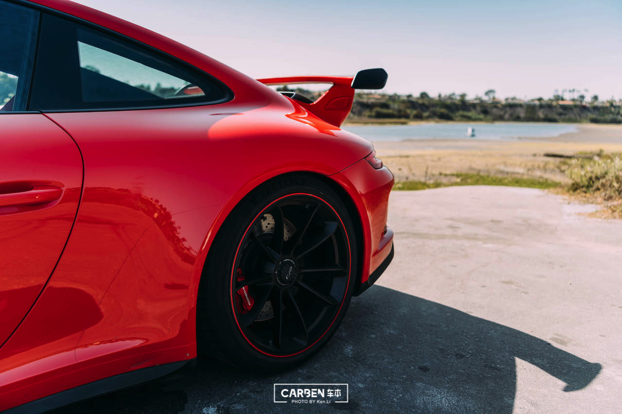 玩姿态就绝交!他的GT3只会活在赛道里|玩家