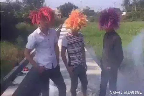 有谁还记得当年的那个偷菜游戏吗,当年的偷菜游戏现在怎么玩