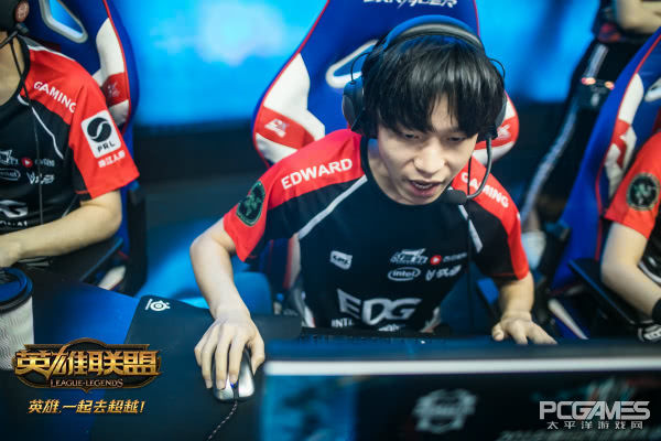 2018lpl洲际赛第五场,2018洲际赛决赛第二局lpl