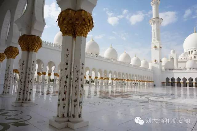 迪拜的壕无人性,迪拜的穷你知道吗