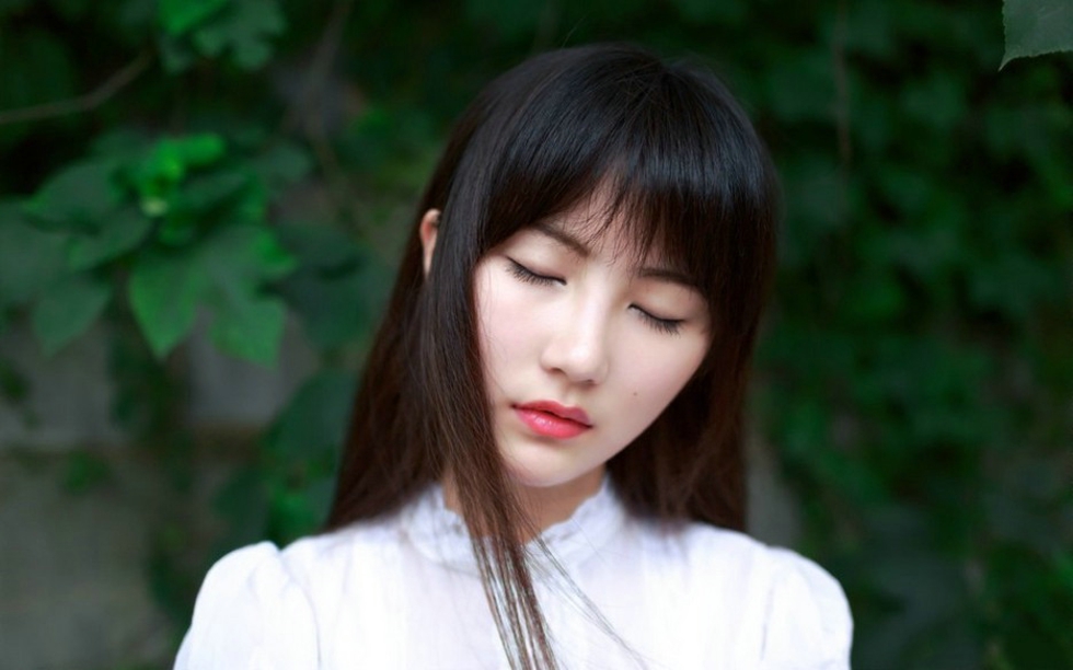 索性豁出去说，他一根指头都没有碰过你，这几年他只有我一个女人