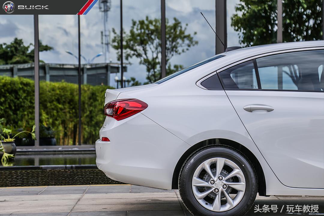 百公里10个油左右的车子,百公里10个油的车