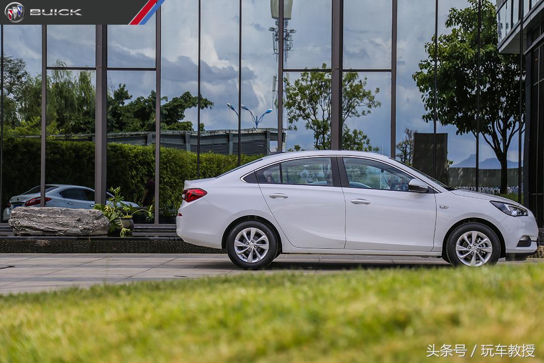 百公里10个油左右的车子,百公里10个油的车