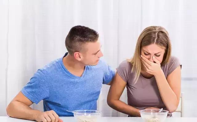 受孕卵着床后15天有什么变化,受孕成功后女性身体会有什么反应