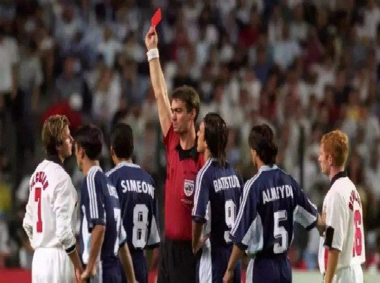 世界杯十大红牌,世界杯足坛百大红牌