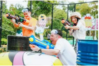 国外大型互动真人游戏,很火的美国真人游戏