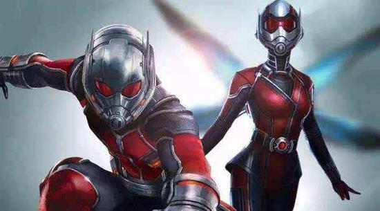 为了应景世界杯，《蚁人2》主角全部去踢足球了