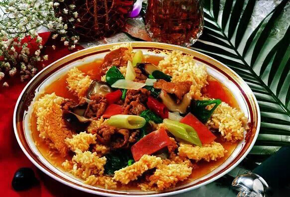 锅巴肉片怎么把锅巴炸脆,锅巴肉片的锅巴是什么米做的